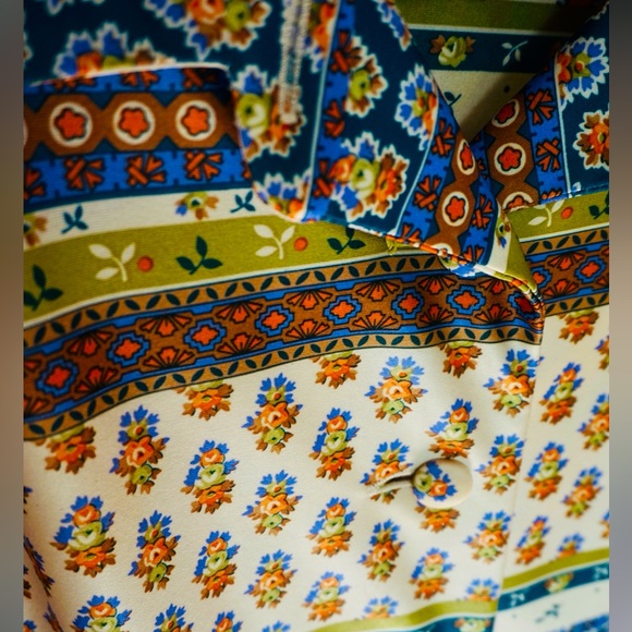 Vintage Floral and Stripe Beige and Teal Shirtdress - Picture 2 of 7